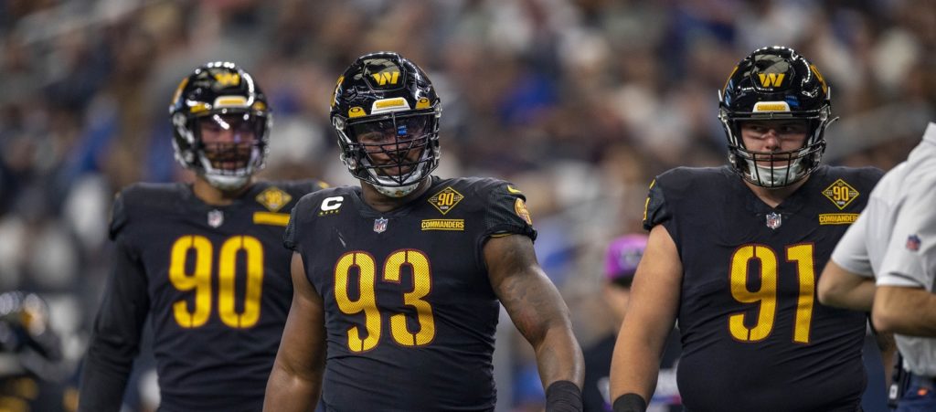 D-Line Black Alternates 1.jpg