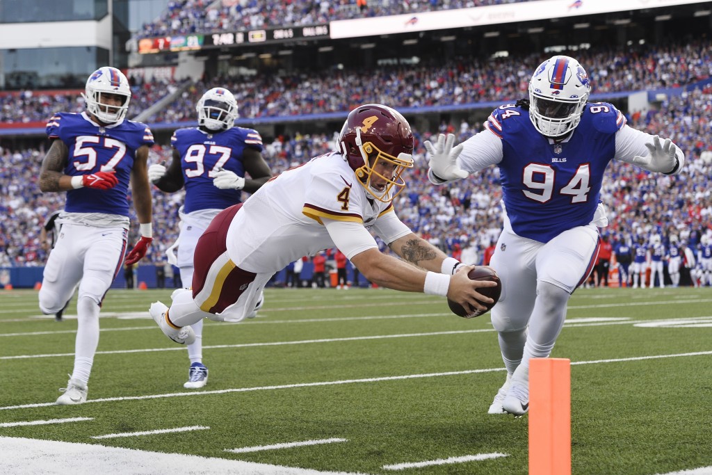 Taylor Heinicke vs Buffalo.jpg