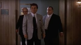 Tommy-gets-whacked-in-Goodfellas.jpg