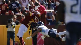 Dyami Brown vs Titans TD.jpg